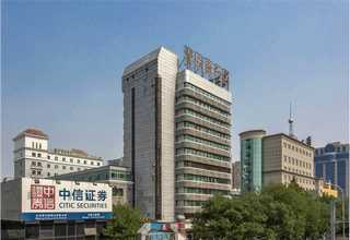 山东室内蹦床公园